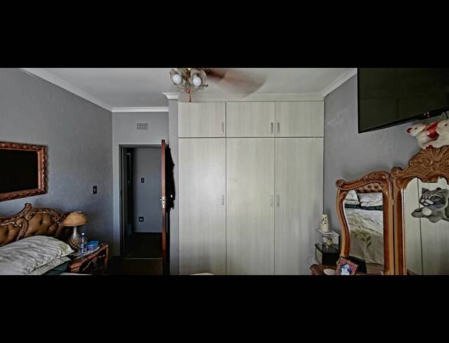 5 BEDROOM HOUSE TO LET IN DEL JUDOR EXT 4